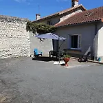 La Petite Maison De Niré