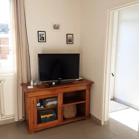 Сasa de vacaciones La Petite Maison De Niré *