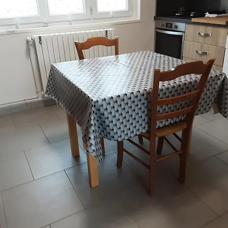 La Petite Maison De Niré Сasa de vacaciones Loudun