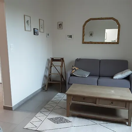 La Petite Maison De Niré *